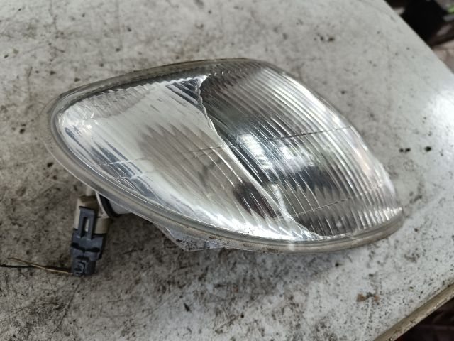 bontott RENAULT SCÉNIC I Jobb első Irányjelző