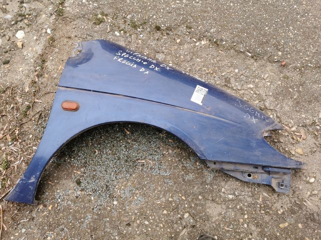 bontott RENAULT SCÉNIC I Jobb első Sárvédő