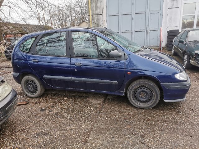 bontott RENAULT SCÉNIC I Jobb első Sárvédő