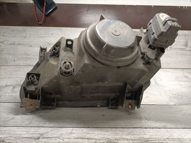 bontott RENAULT SCÉNIC I Jobb Fényszóró