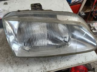 bontott RENAULT SCÉNIC I Jobb Fényszóró
