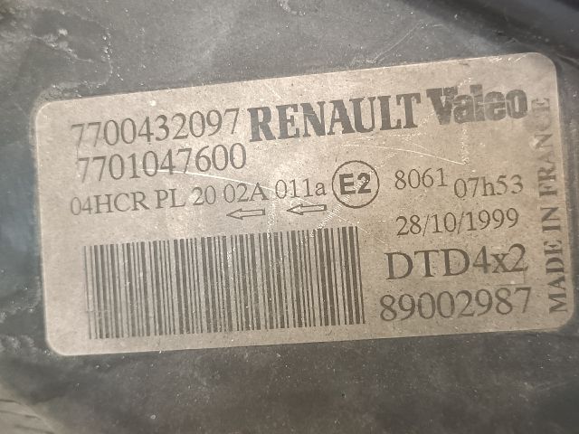 bontott RENAULT SCÉNIC I Jobb Fényszóró