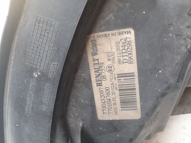 bontott RENAULT SCÉNIC I Jobb Fényszóró