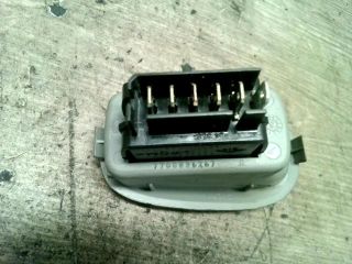 bontott RENAULT SCÉNIC I Jobb hátsó Ablakemelő Kapcsoló