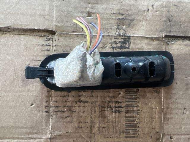 bontott RENAULT SCÉNIC I Jobb hátsó Ablakemelő Kapcsoló