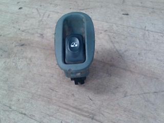 bontott RENAULT SCÉNIC I Jobb hátsó Ablakemelő Kapcsoló