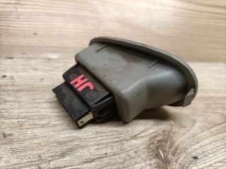 bontott RENAULT SCÉNIC I Jobb hátsó Ablakemelő Kapcsoló