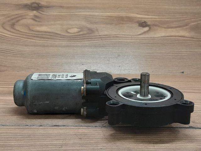 bontott RENAULT SCÉNIC I Jobb hátsó Ablakemelő Motor