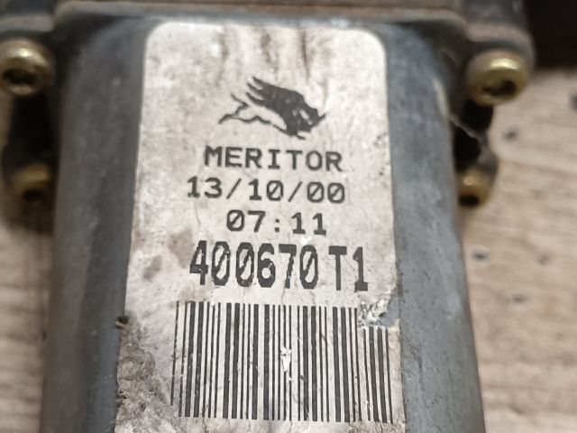 bontott RENAULT SCÉNIC I Jobb hátsó Ablakemelő Motor