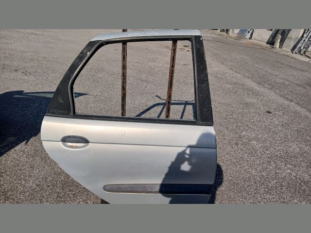bontott RENAULT SCÉNIC I Jobb hátsó Ajtó (Részeivel)