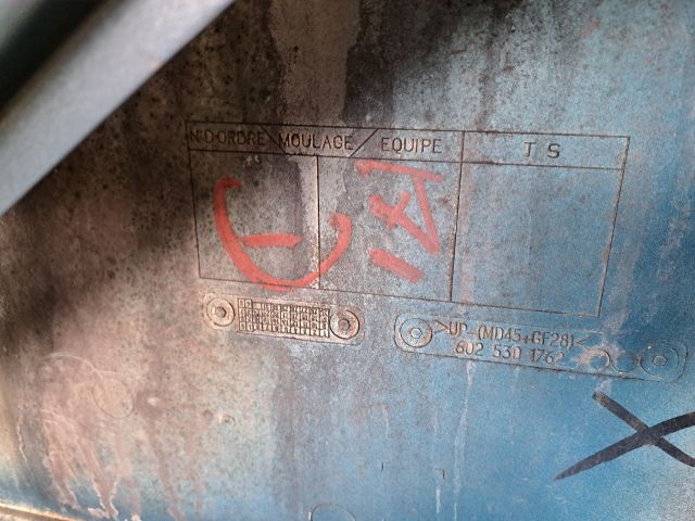 bontott RENAULT SCÉNIC I Jobb hátsó Ajtó (Üres lemez)