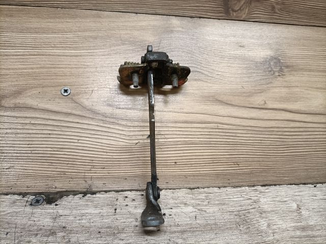 bontott RENAULT SCÉNIC I Jobb hátsó Ajtóhatároló