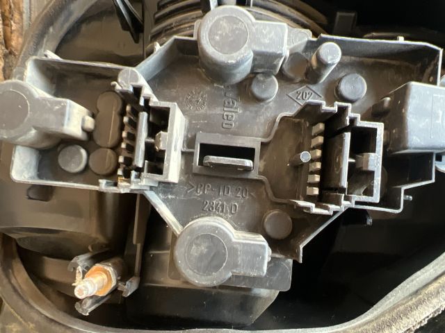 bontott RENAULT SCÉNIC I Jobb Hátsó Lámpa