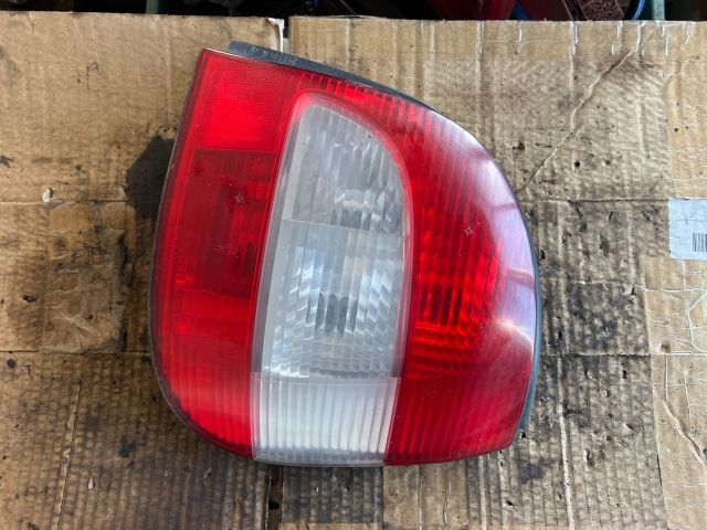 bontott RENAULT SCÉNIC I Jobb Hátsó Lámpa