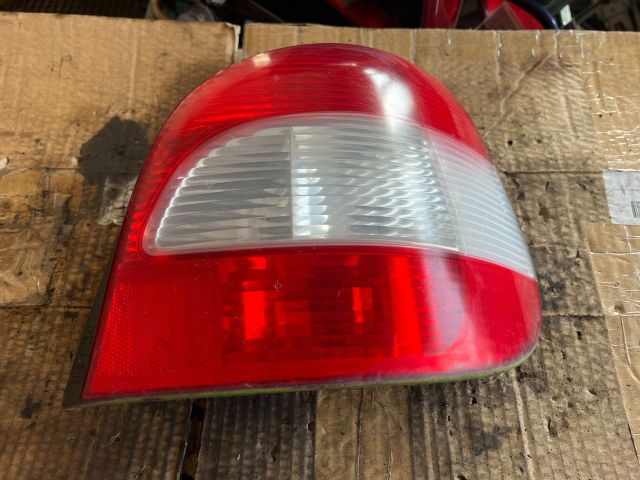 bontott RENAULT SCÉNIC I Jobb Hátsó Lámpa