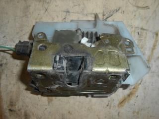 bontott RENAULT SCÉNIC I Jobb hátsó Zárbetét