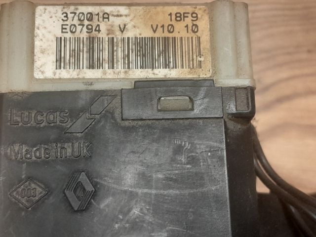 bontott RENAULT SCÉNIC I Jobb Kormánykapcsoló Ablaktörlő