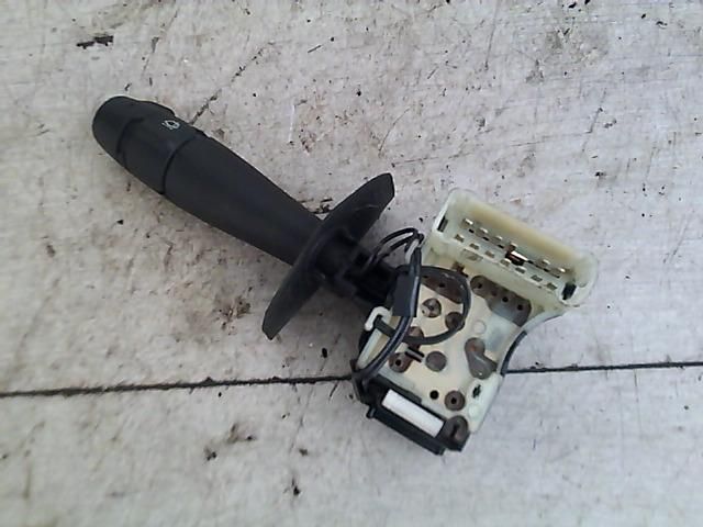 bontott RENAULT SCÉNIC I Jobb Kormánykapcsoló Ablaktörlő