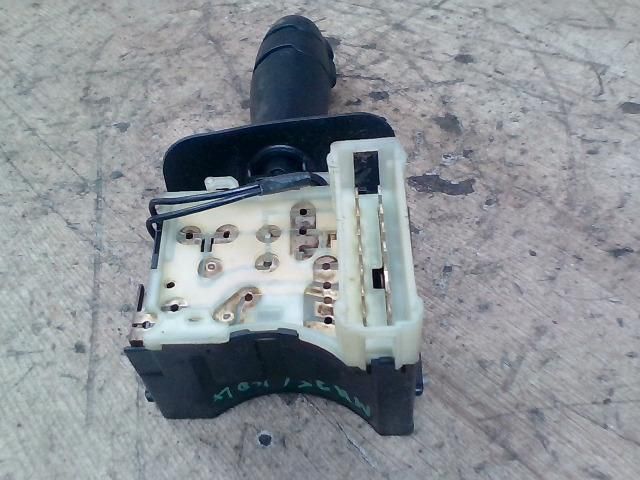 bontott RENAULT SCÉNIC I Jobb Kormánykapcsoló Ablaktörlő