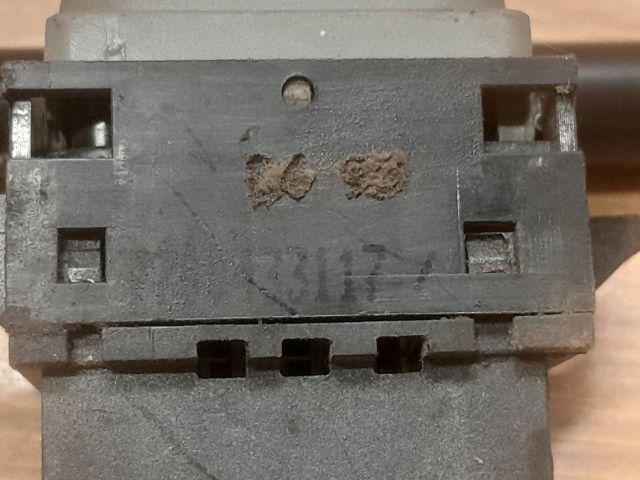 bontott RENAULT SCÉNIC I Kapcsoló (Magában)