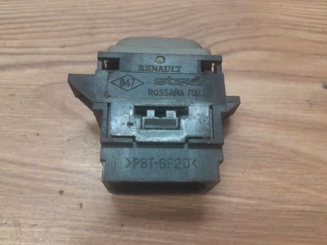 bontott RENAULT SCÉNIC I Kapcsoló (Magában)