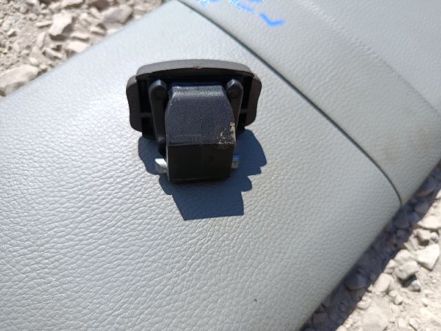 bontott RENAULT SCÉNIC I Kesztyűtartó Nyitó Kar / Gomb