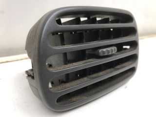 bontott RENAULT SCÉNIC I Középső Szellőző