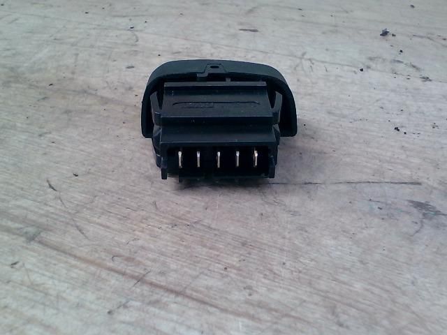 bontott RENAULT SCÉNIC I Központizár Kapcsoló