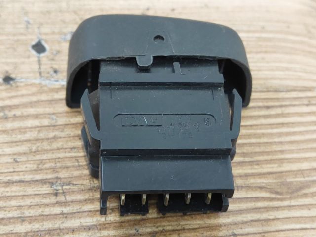 bontott RENAULT SCÉNIC I Központizár Kapcsoló