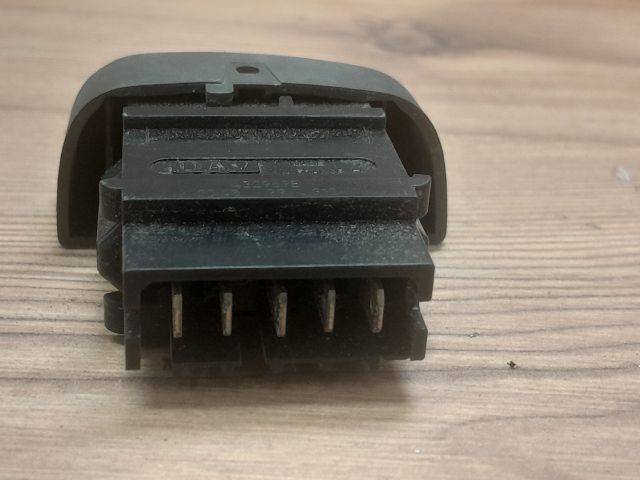 bontott RENAULT SCÉNIC I Központizár Kapcsoló