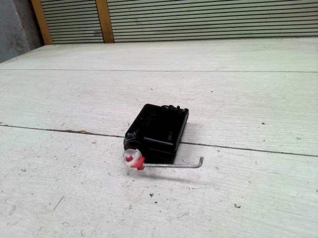 bontott RENAULT SCÉNIC I Központizár Motor Csomagtérajtó