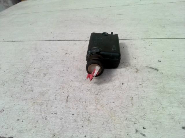 bontott RENAULT SCÉNIC I Központizár Motor Csomagtérajtó