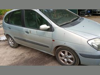 bontott RENAULT SCÉNIC I Motorháztető Nyitó Bowden