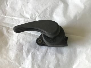 bontott RENAULT SCÉNIC I Motorháztető Nyitó Kar / Gomb