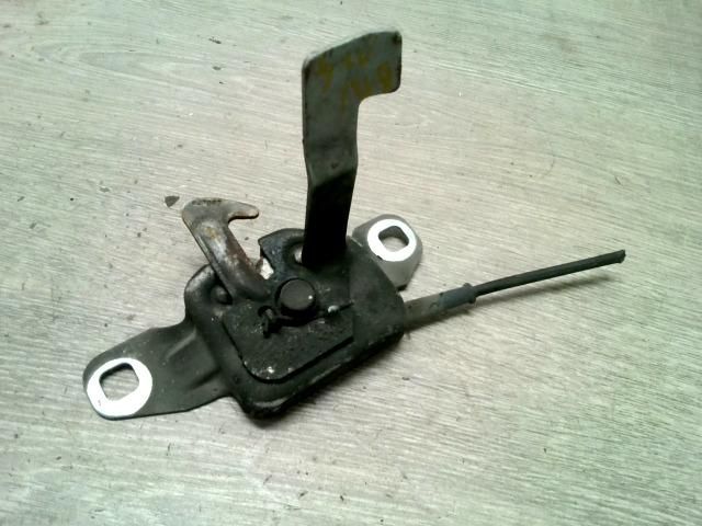 bontott RENAULT SCÉNIC I Motorháztető Zárszerkezet