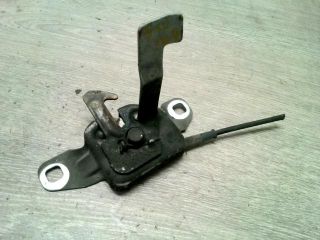 bontott RENAULT SCÉNIC I Motorháztető Zárszerkezet