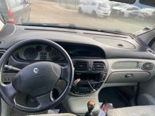 bontott RENAULT SCÉNIC I Motorháztető Zsanér Pár