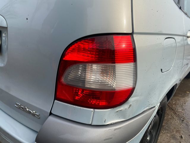 bontott RENAULT SCÉNIC I Motorháztető Zsanér Pár