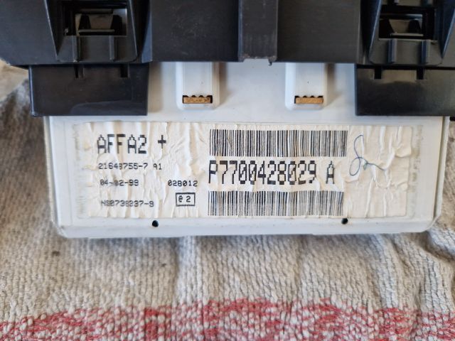 bontott RENAULT SCÉNIC I Multifunkciós Kijelző