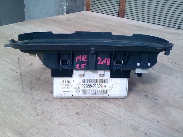 bontott RENAULT SCÉNIC I Multifunkciós Kijelző