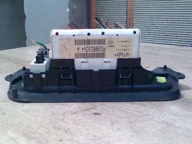 bontott RENAULT SCÉNIC I Multifunkciós Kijelző