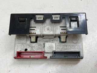 bontott RENAULT SCÉNIC I Multifunkciós Kijelző