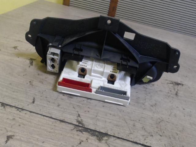 bontott RENAULT SCÉNIC I Óra (Időmérő)