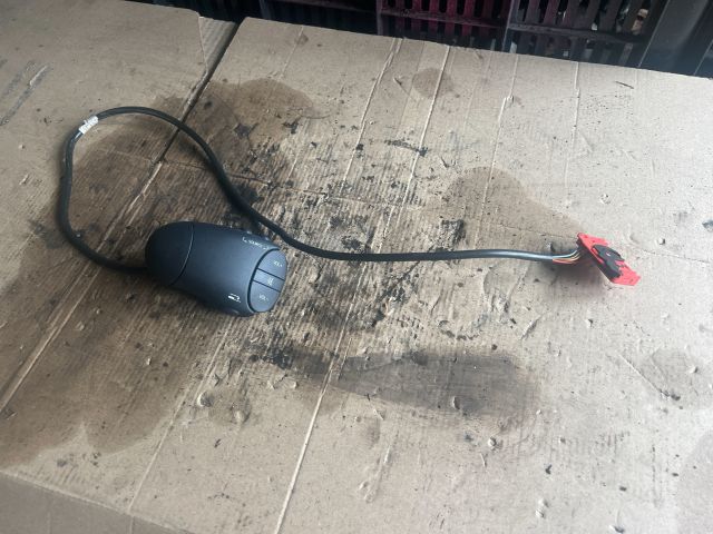 bontott RENAULT SCÉNIC I Rádió / CD Kapcsoló