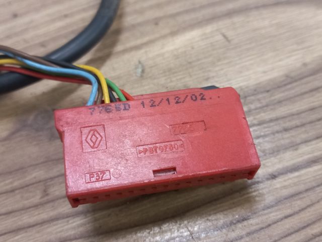 bontott RENAULT SCÉNIC I Rádió / CD Kapcsoló