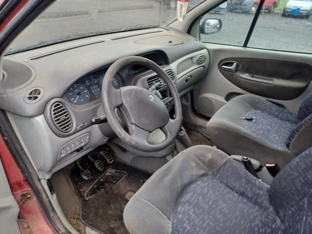 bontott RENAULT SCÉNIC I Rádió / CD