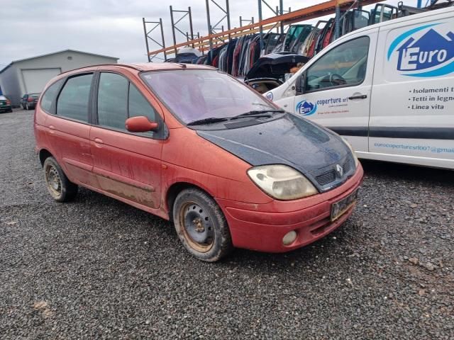 bontott RENAULT SCÉNIC I Rádió / CD