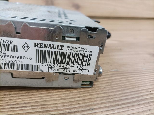 bontott RENAULT SCÉNIC I Rádió / CD