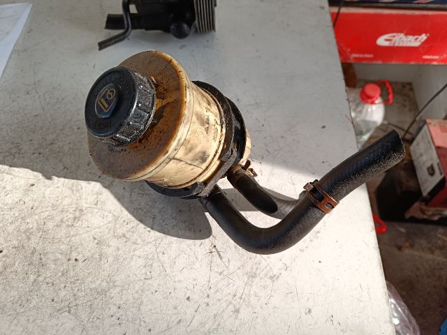 bontott RENAULT SCÉNIC I Szervóolaj Tartály