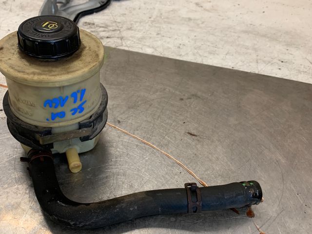 bontott RENAULT SCÉNIC I Szervóolaj Tartály